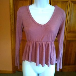 Long sleeved peplum cropped tshirt